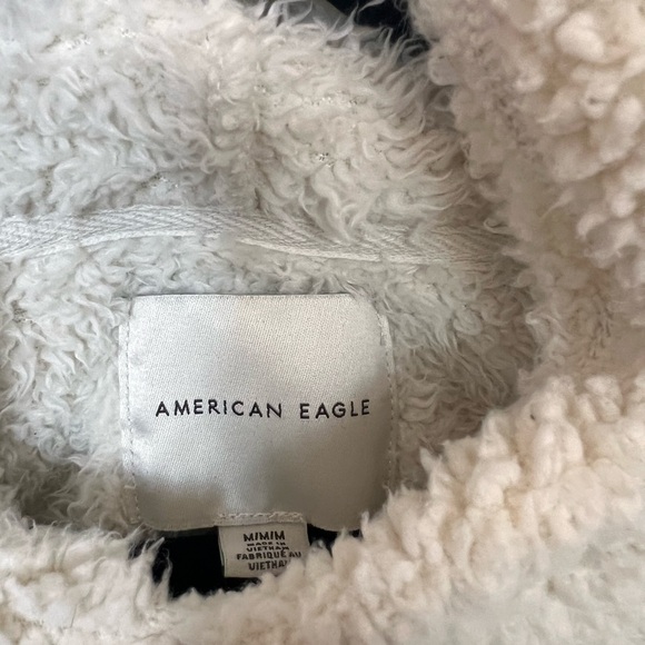 American Eagle Outfitters Cream Sherpa Jacket - Picture 3 of 3